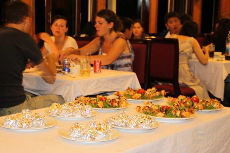 Halong Aurora Cruises Leilighet Ha Long Restaurant bilde